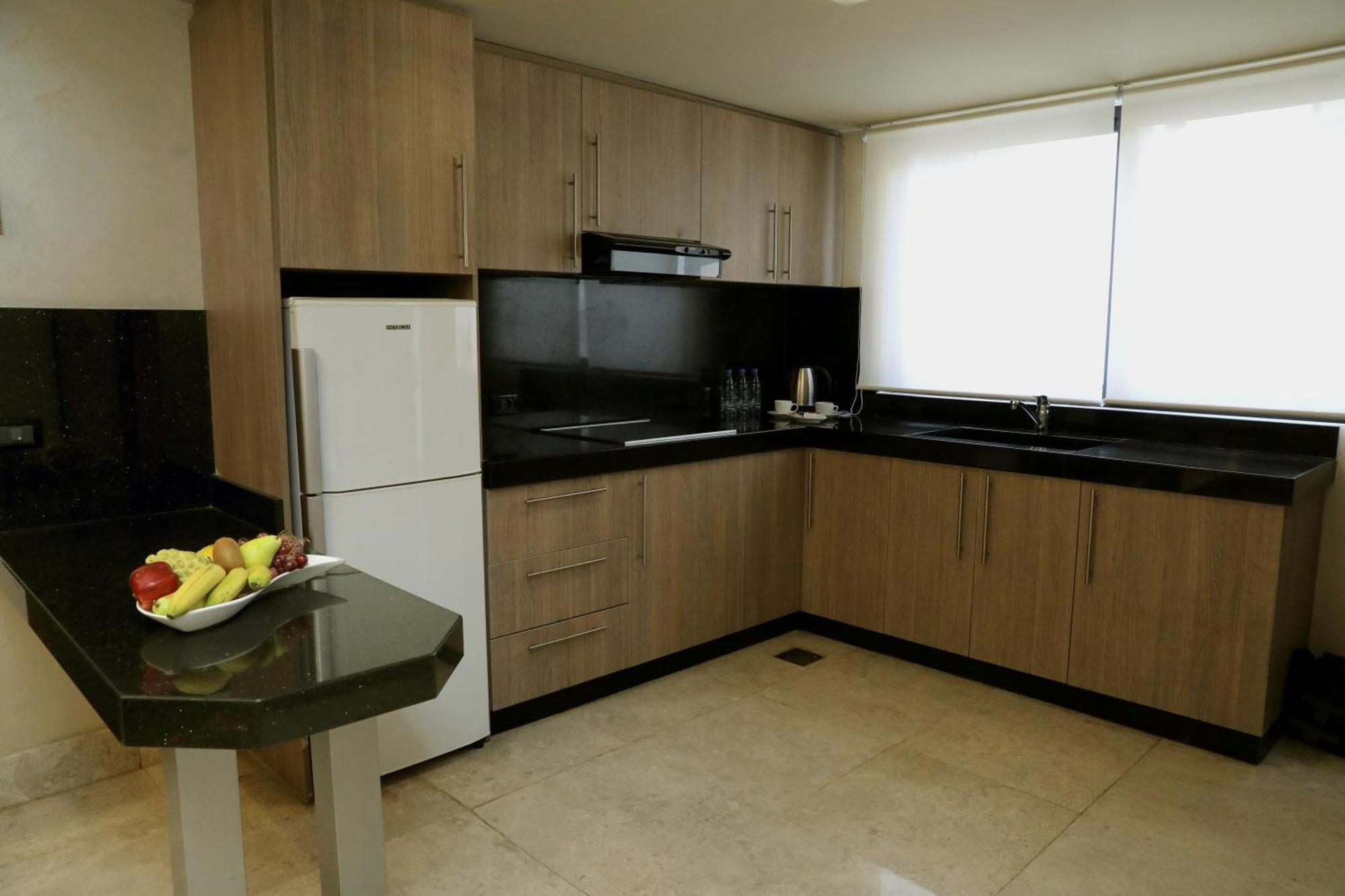 Imperial Suites Hotel Beirut Ngoại thất bức ảnh
