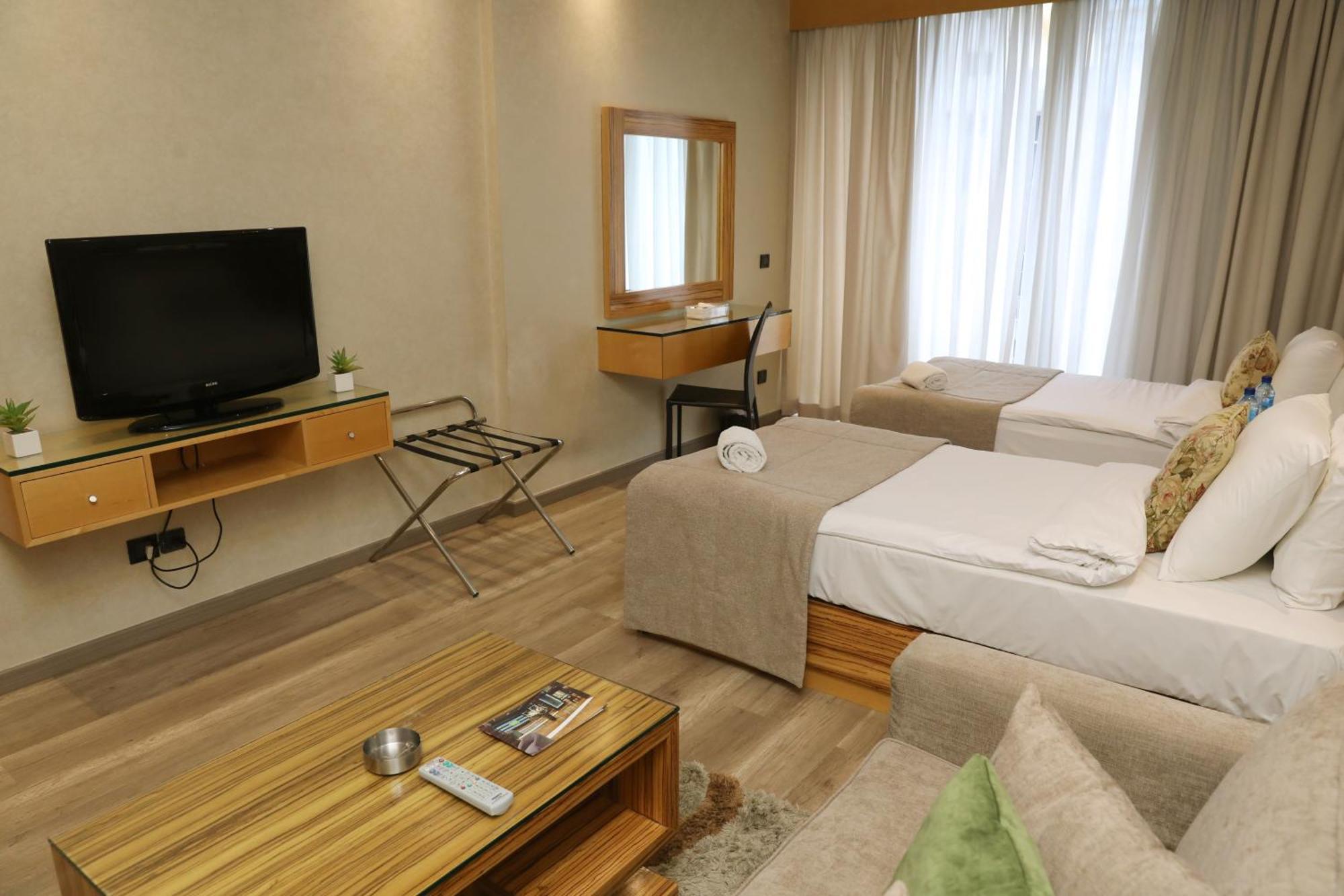 Imperial Suites Hotel Beirut Ngoại thất bức ảnh