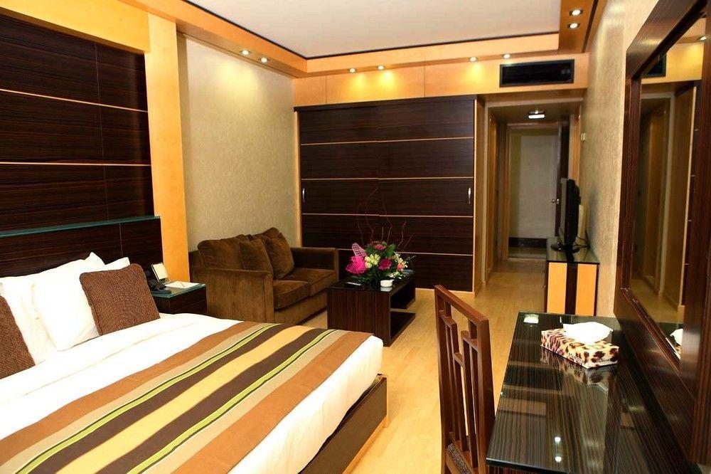 Imperial Suites Hotel Beirut Ngoại thất bức ảnh