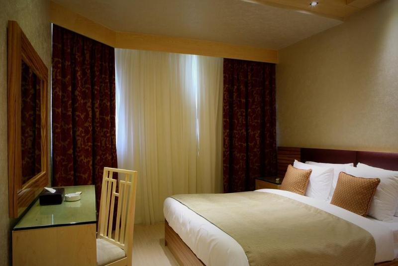 Imperial Suites Hotel Beirut Ngoại thất bức ảnh