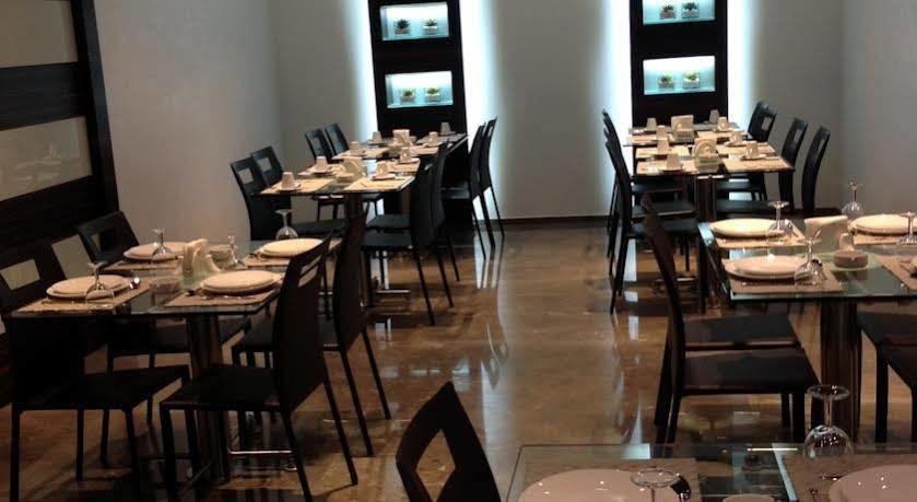 Imperial Suites Hotel Beirut Ngoại thất bức ảnh