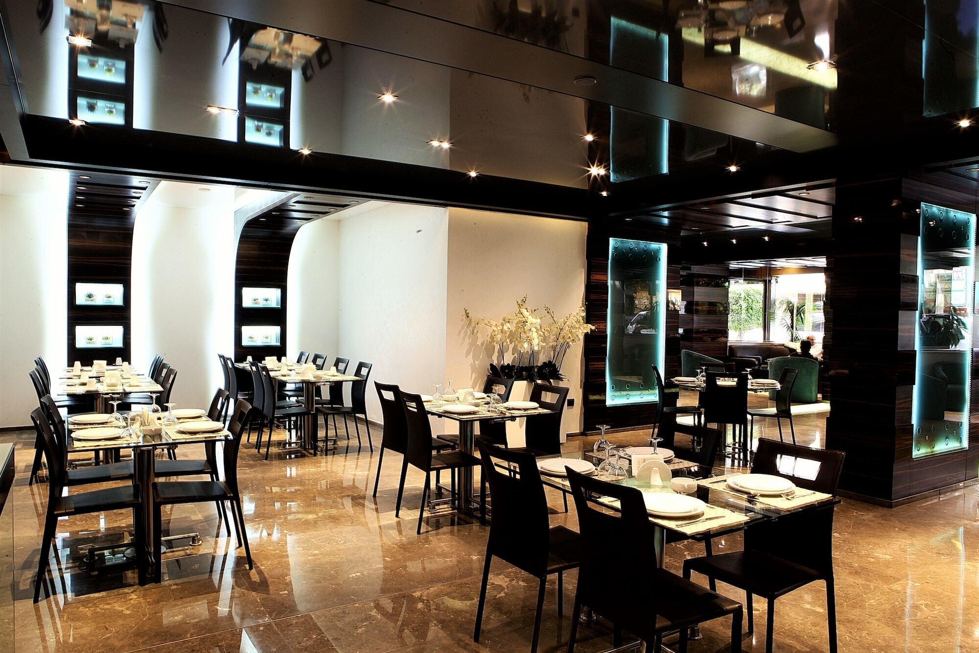 Imperial Suites Hotel Beirut Ngoại thất bức ảnh